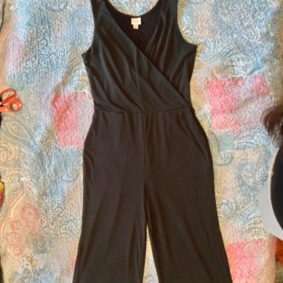 3/$30 A New Day Gray Sleeveless Jumpsuit - Picture 5 of 9